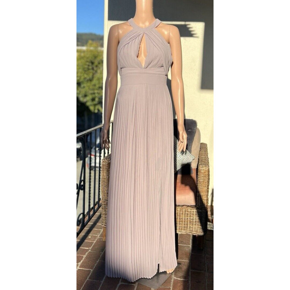 TFNC Prague Lavender Maxi Dress Bridesmaid Prom Pleats High Empire Waist UK6/US2 - Picture 4 of 12